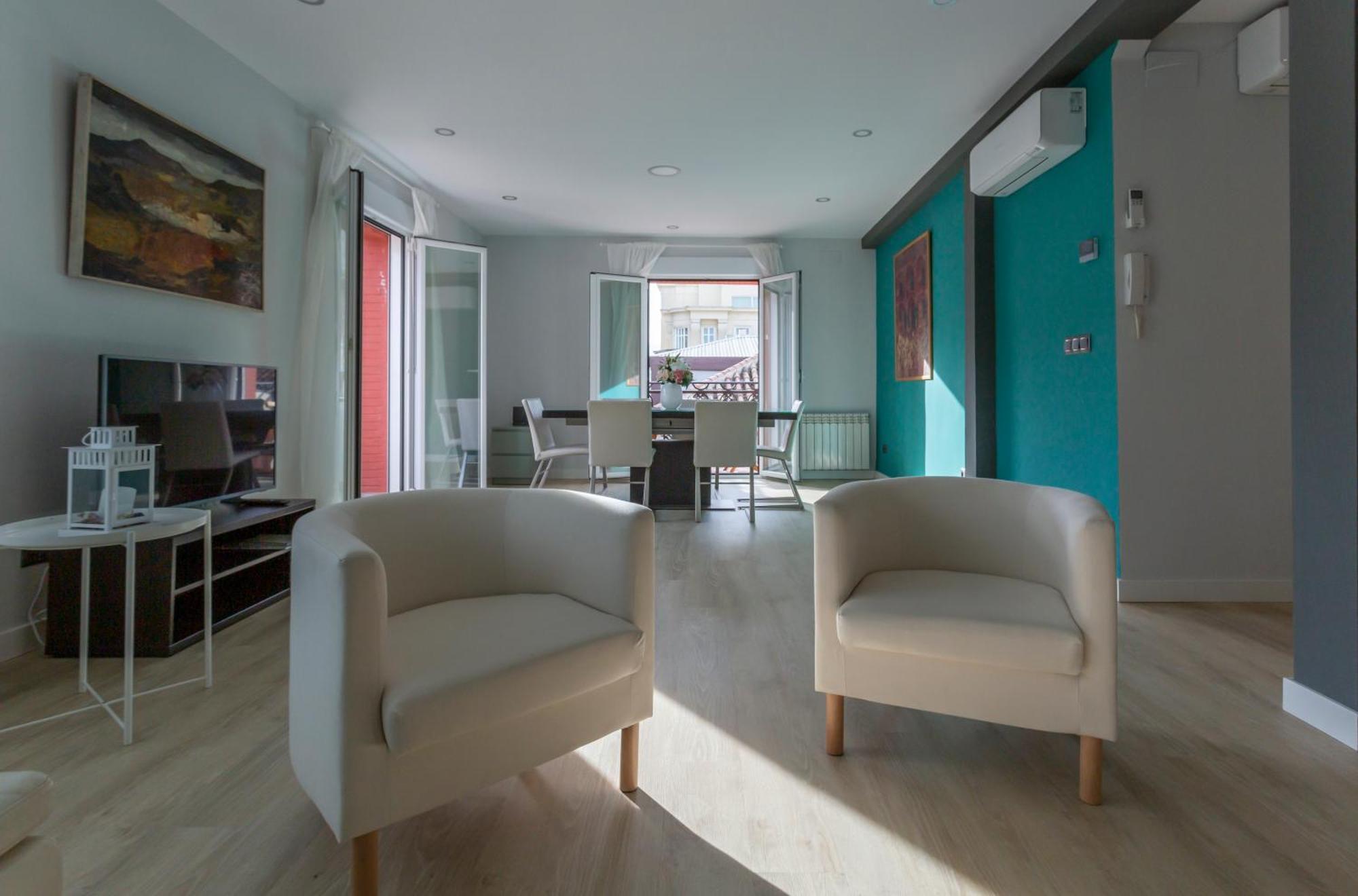 Gran Via Deluxe Apartment Granada Bagian luar foto